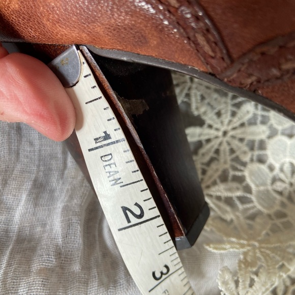 Frye T-Strap Mary-Jane Cognac Brown - Size 6 - Picture 8 of 9